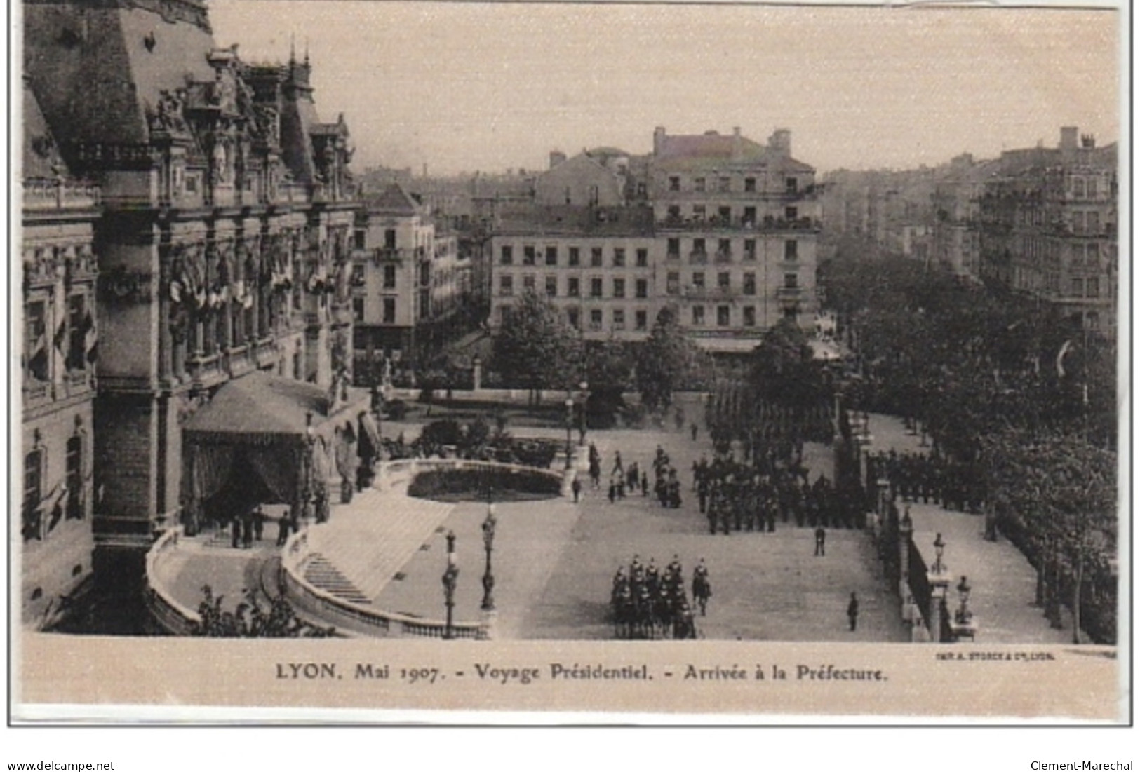 LYON : mai 1907 - voyage présidentiel (Lot de 18 cartes postales anciennes sur soie) - très bon état