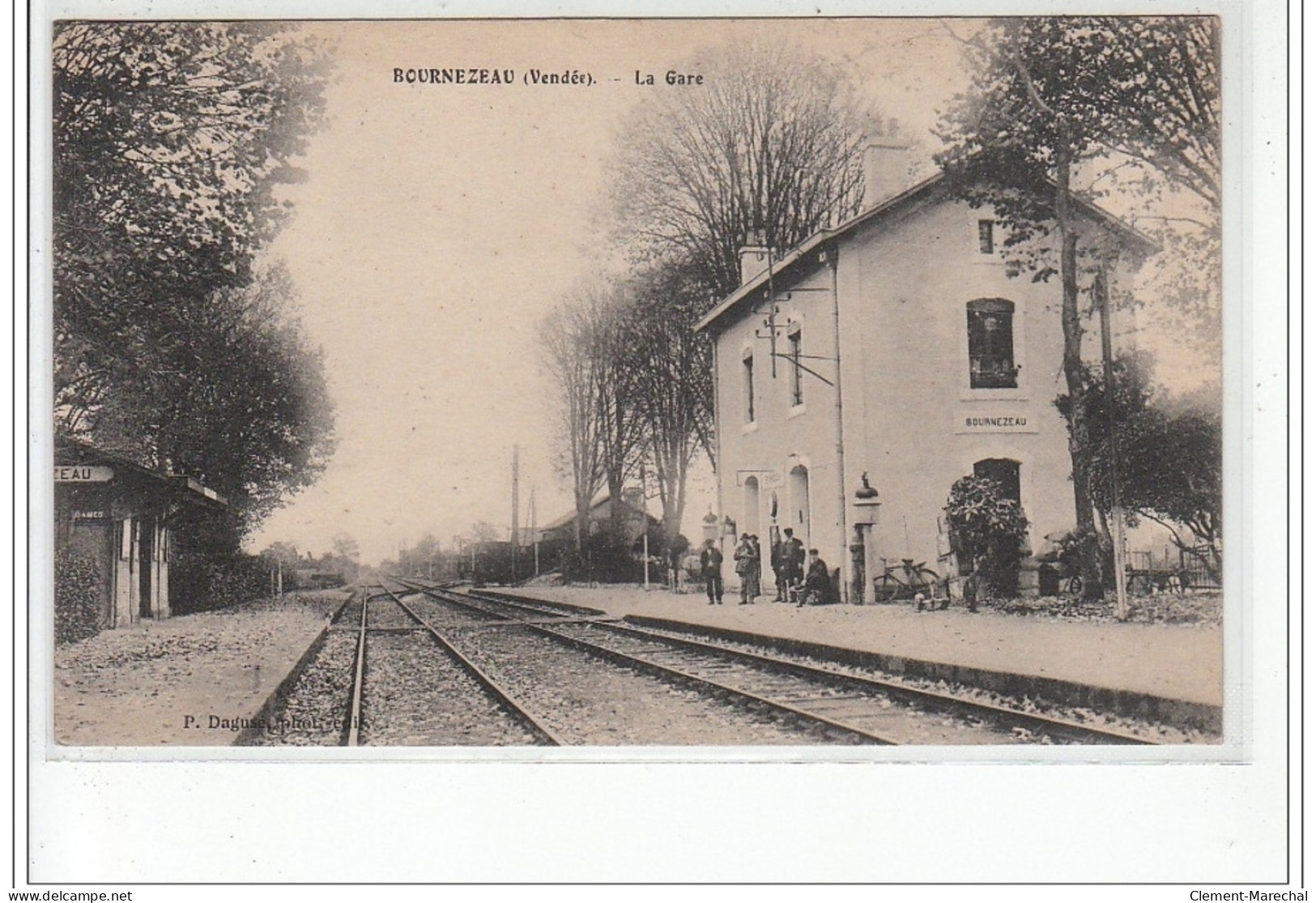 BOURNEZEAU : La Gare - Très Bon état - Sonstige & Ohne Zuordnung