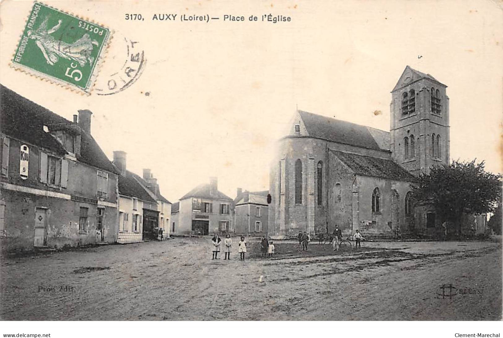 AUXY - Place De L'Eglise - Très Bon état - Autres & Non Classés