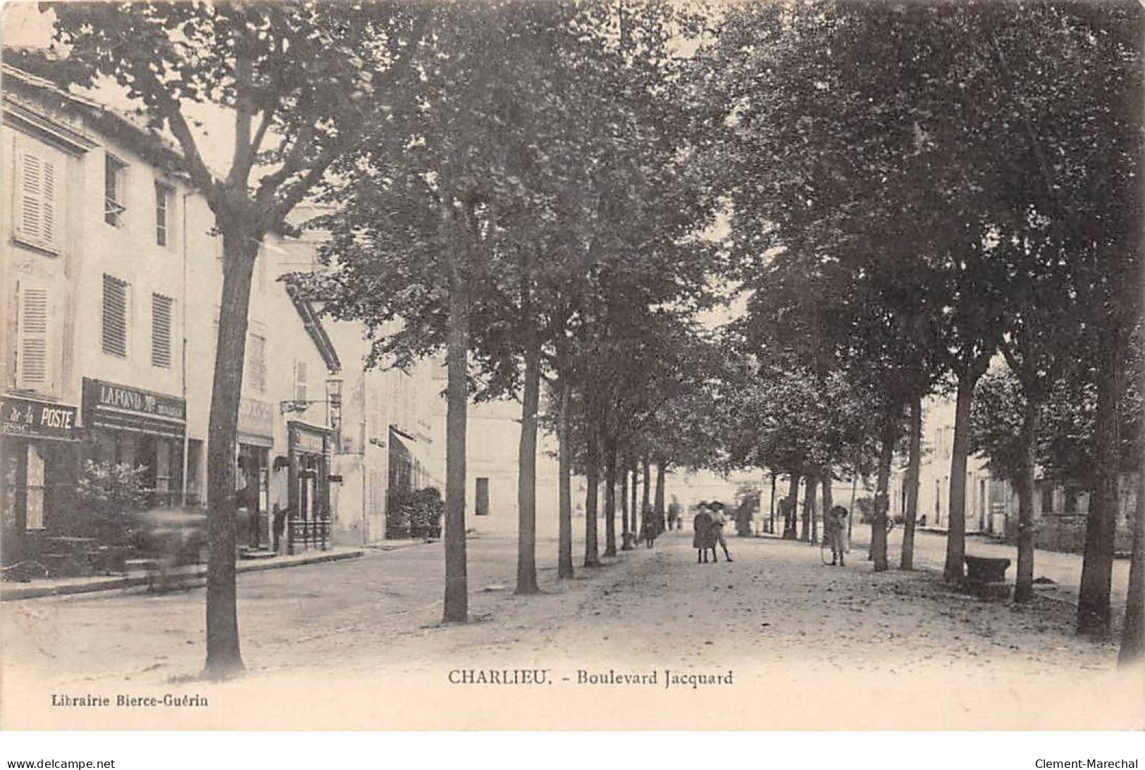 CHARLIEU - Boulevard Jacquard - Très Bon état - Charlieu