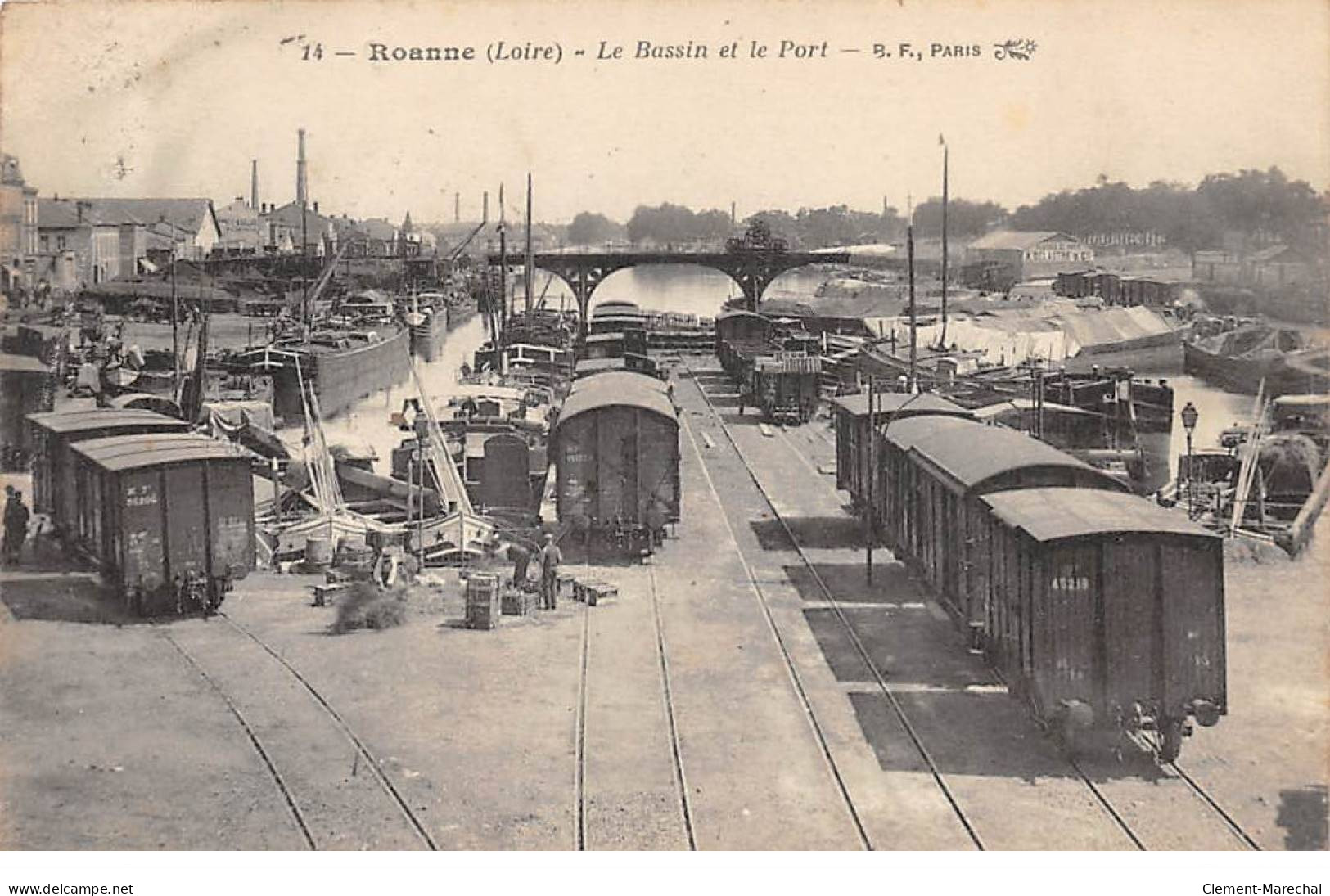 ROANNE - Le Bassin Et Le Port - état - Roanne