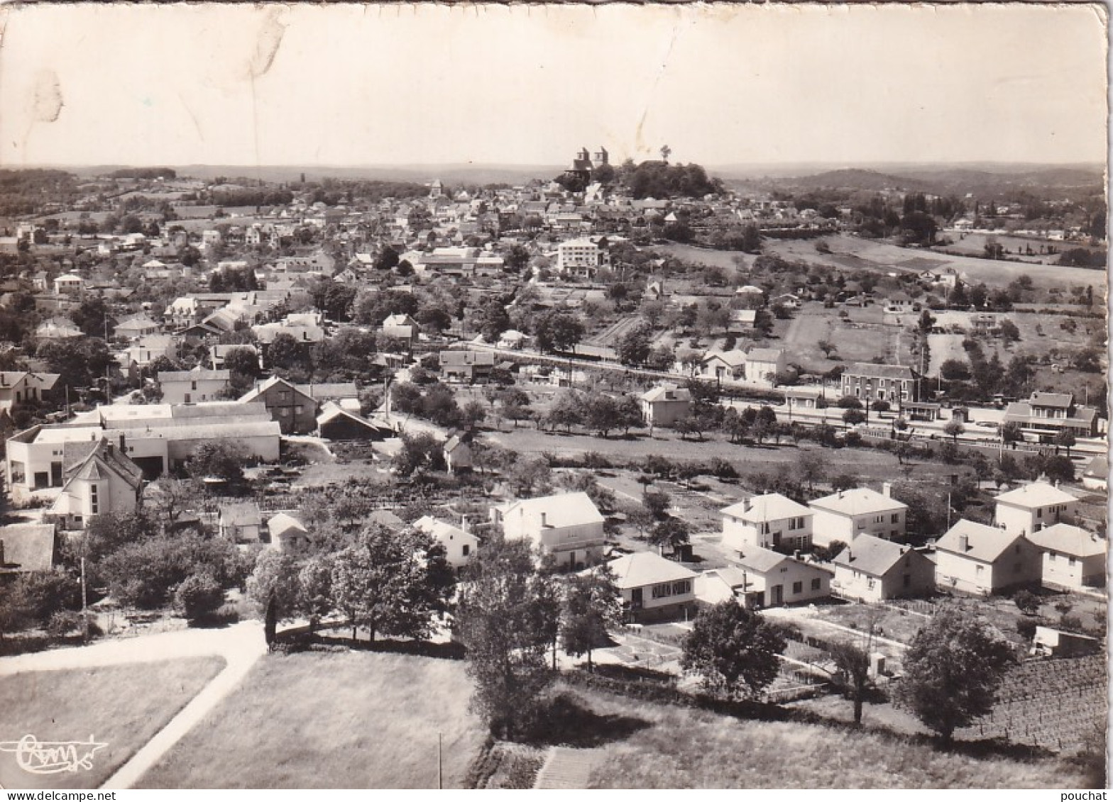 VE Nw-(46) GOURDON - VUE GENERALE - AU 1er PLAN , LE LOTISSEMENT BOUY - VUE AERIENNE - Gourdon