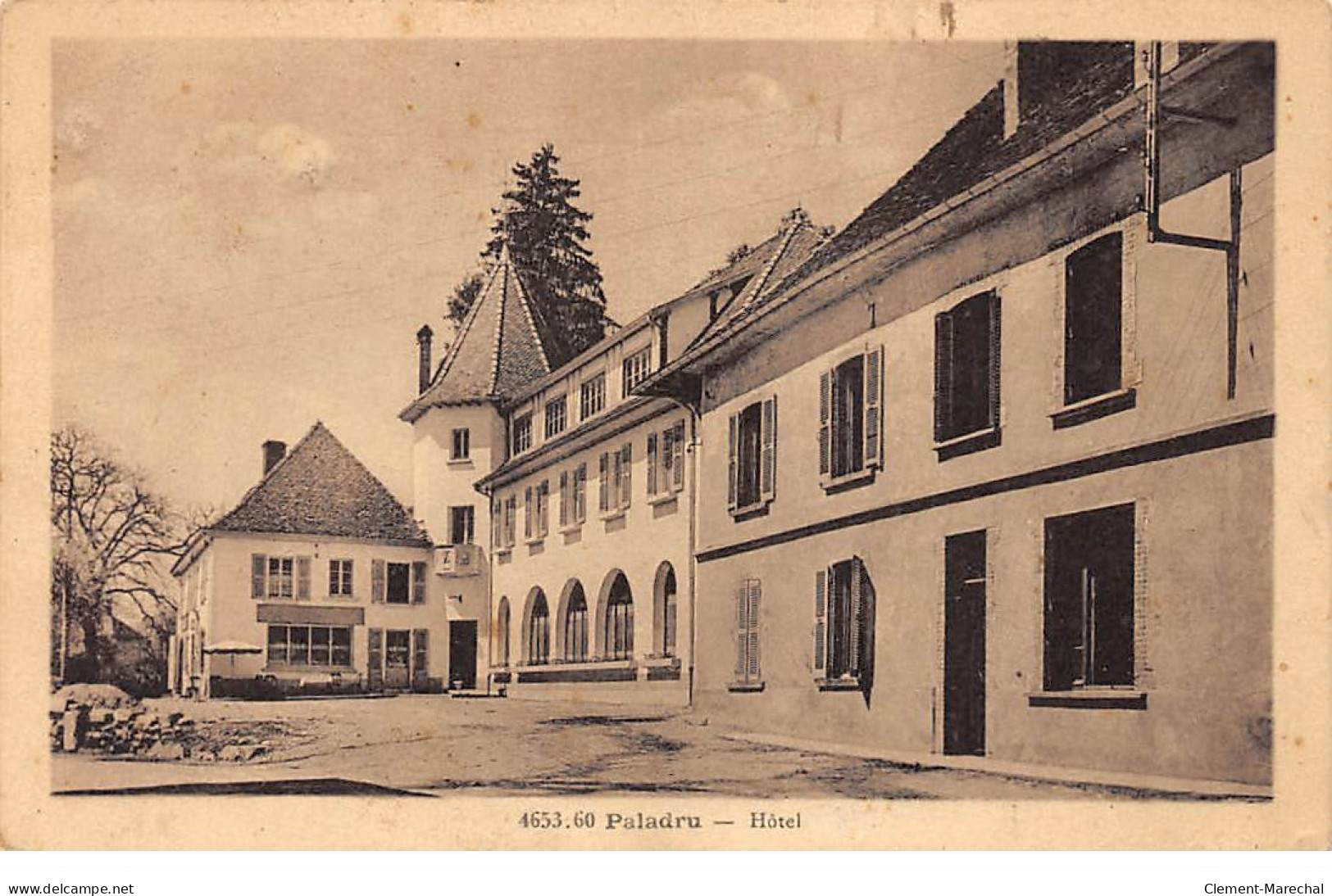 PALADRU - Hôtel - Très Bon état - Paladru