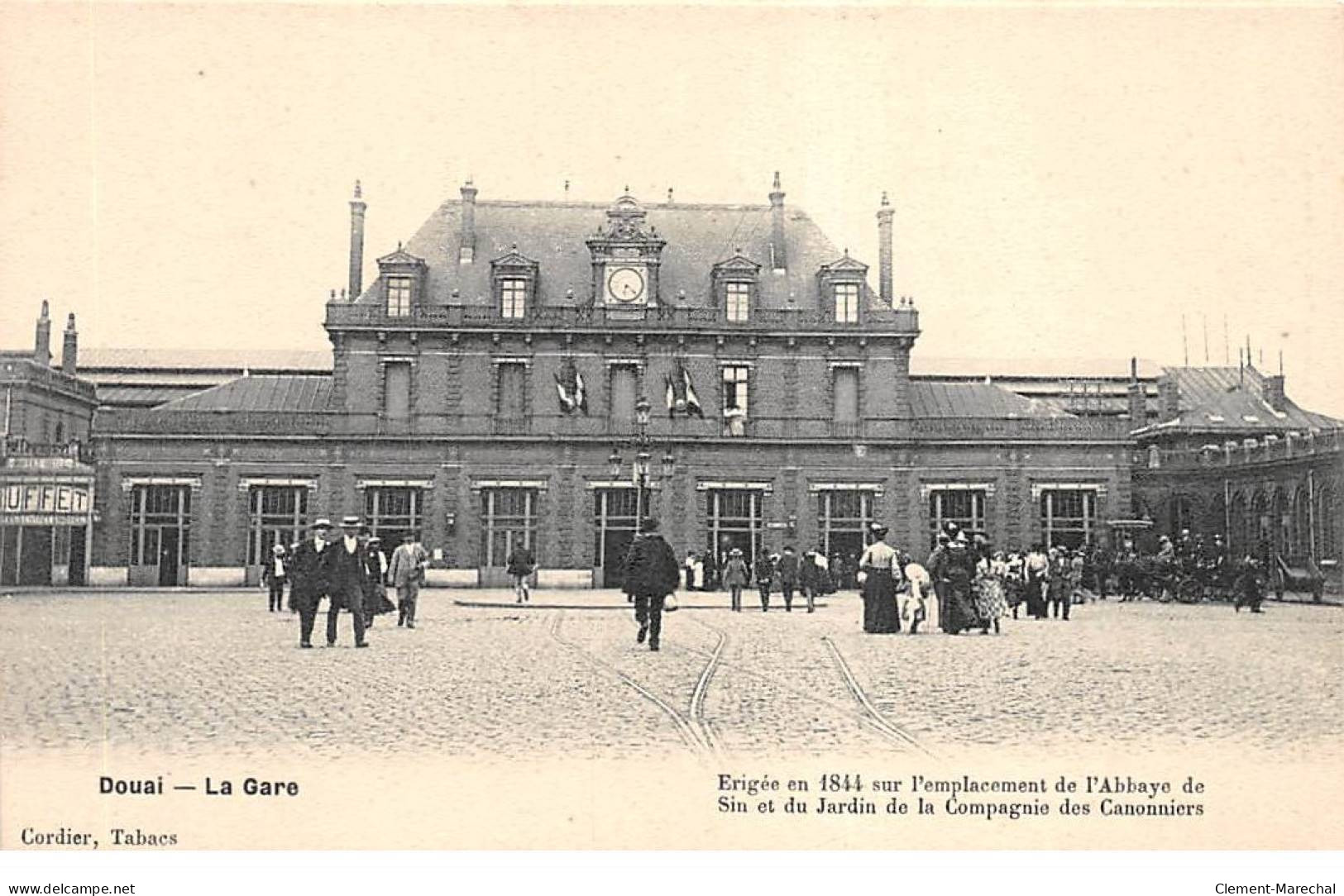 DOUAI - La Gare - Très Bon état - Douai