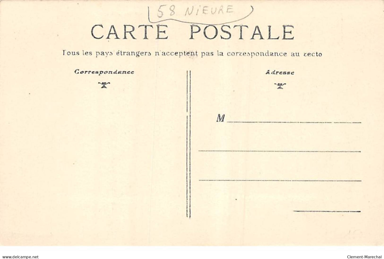 POUGUES LES EAUX - Intérieur De La Gare - Très Bon état - Pougues Les Eaux