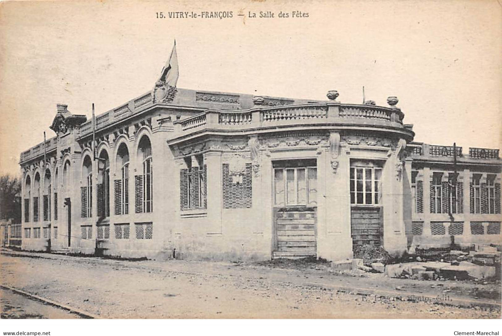 VITRY LE FRANCOIS - La Salle Des Fêtes - Très Bon état  - Vitry-le-François