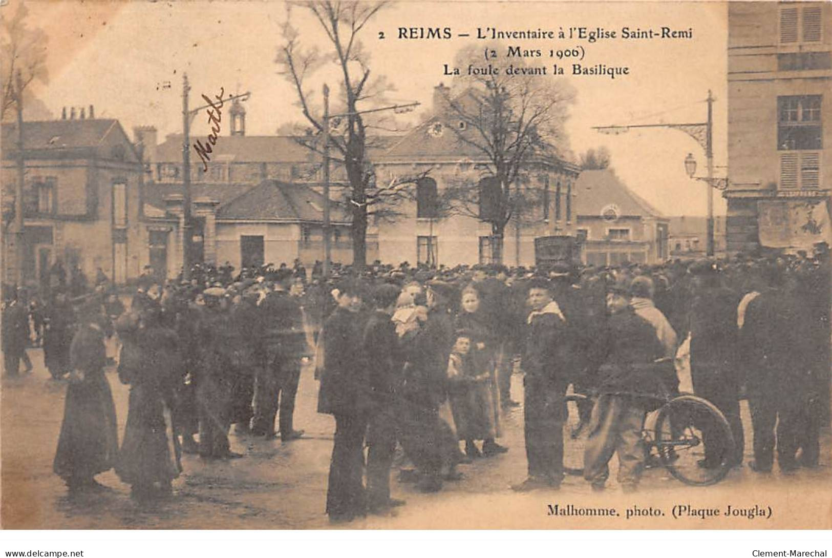 REIMS - L'Inventaire à L'Eglise Saint Remi - 2 Mars 1906 - La Foule Devant La Basilique - Très Bon état  - Reims