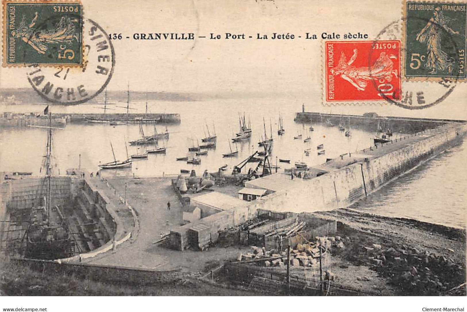 GRANVILLE - Le Port - La Jetée - La Cale Sèche - Très Bon état - Granville