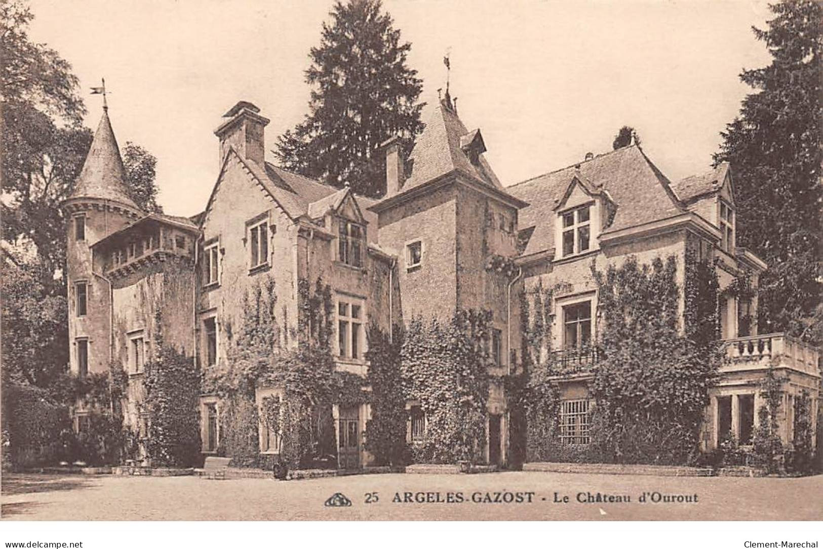ARGELES GAZOST - Le Château D'Ourout - Très Bon état - Argeles Gazost