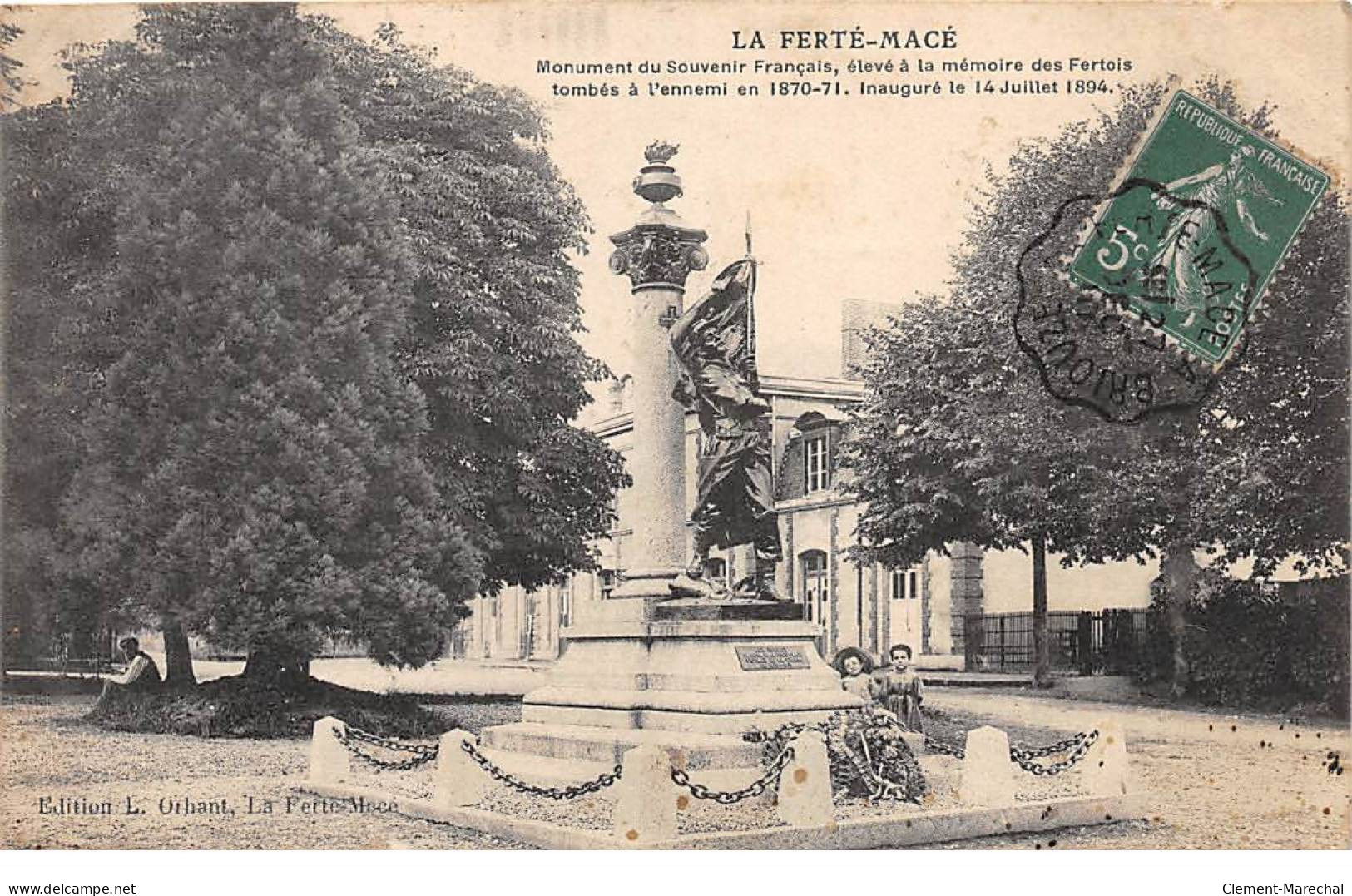 LA FERTE MACE - Monument Du Souvenir - état - La Ferte Mace