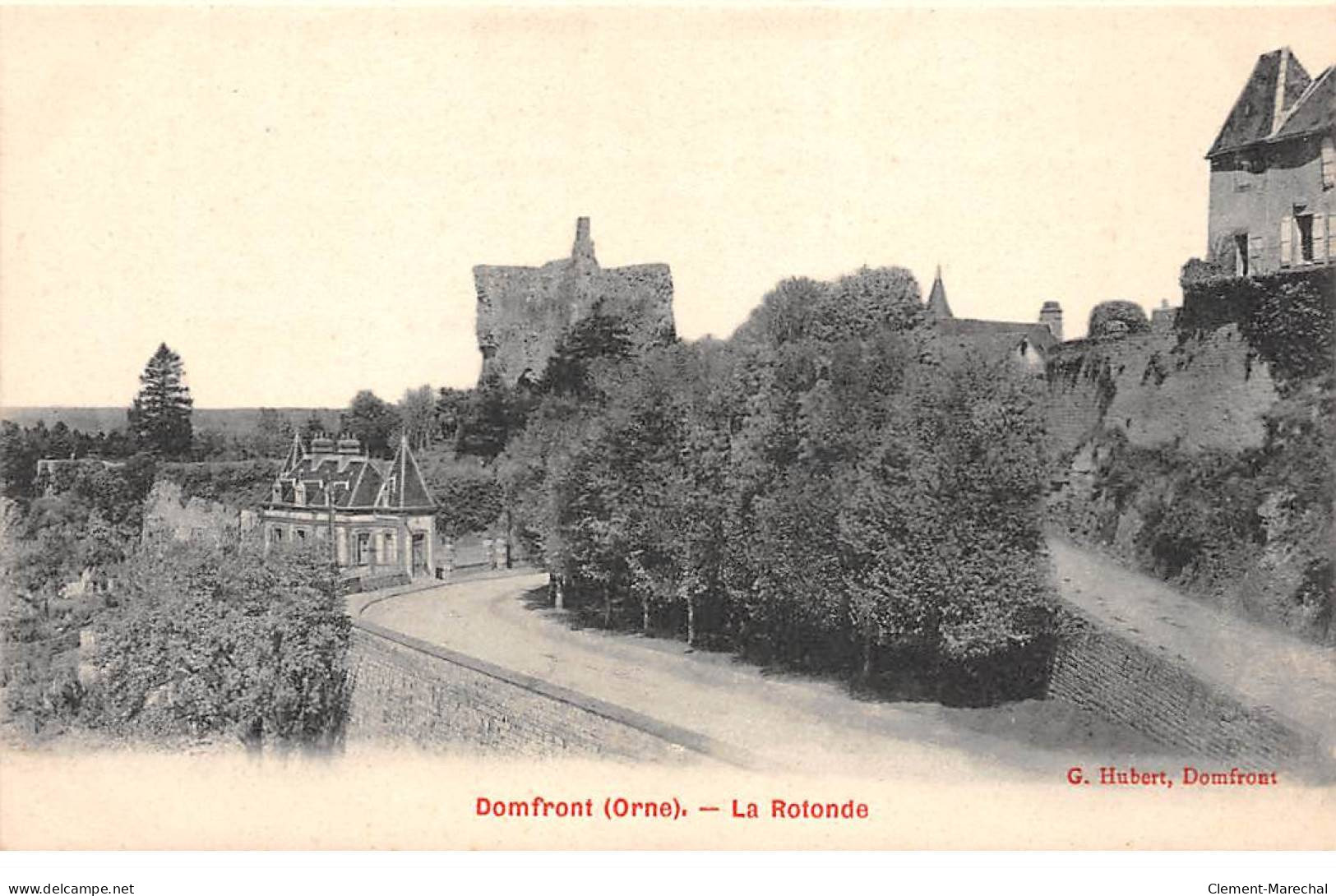 DOMFRONT - La Rotonde - état - Domfront