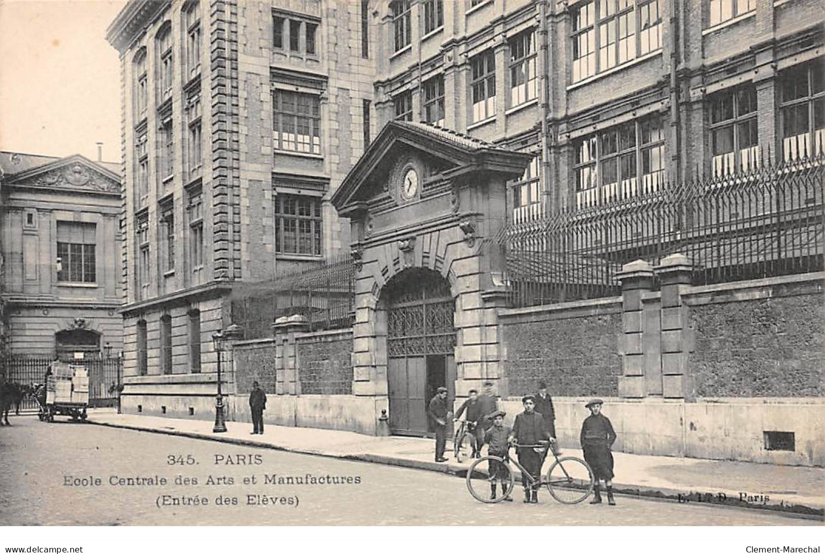 PARIS - Ecole Centrale Des Arts Et Manufactures - Entrée Des Elèves - Très Bon état - Education, Schools And Universities