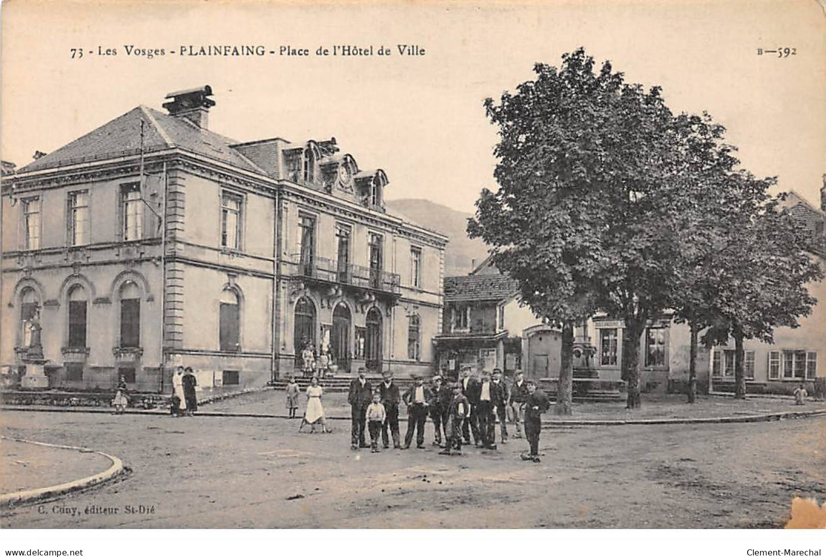 PLAINFAING - Place De L'Hôtel De Ville - Très Bon état - Plainfaing