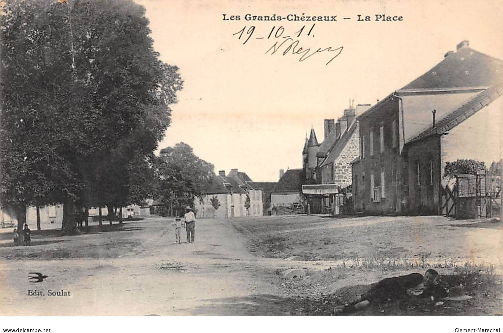 LES GRANDS CHEZEAUX - La Place - état - Other & Unclassified