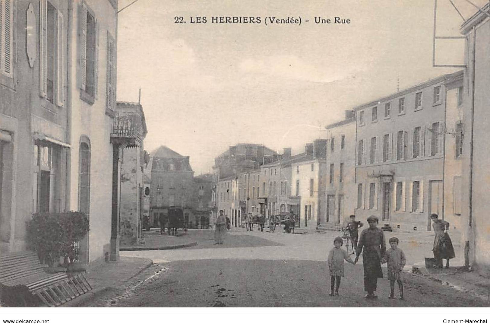 LES HERBIERS - Une Rue - Très Bon état - Les Herbiers