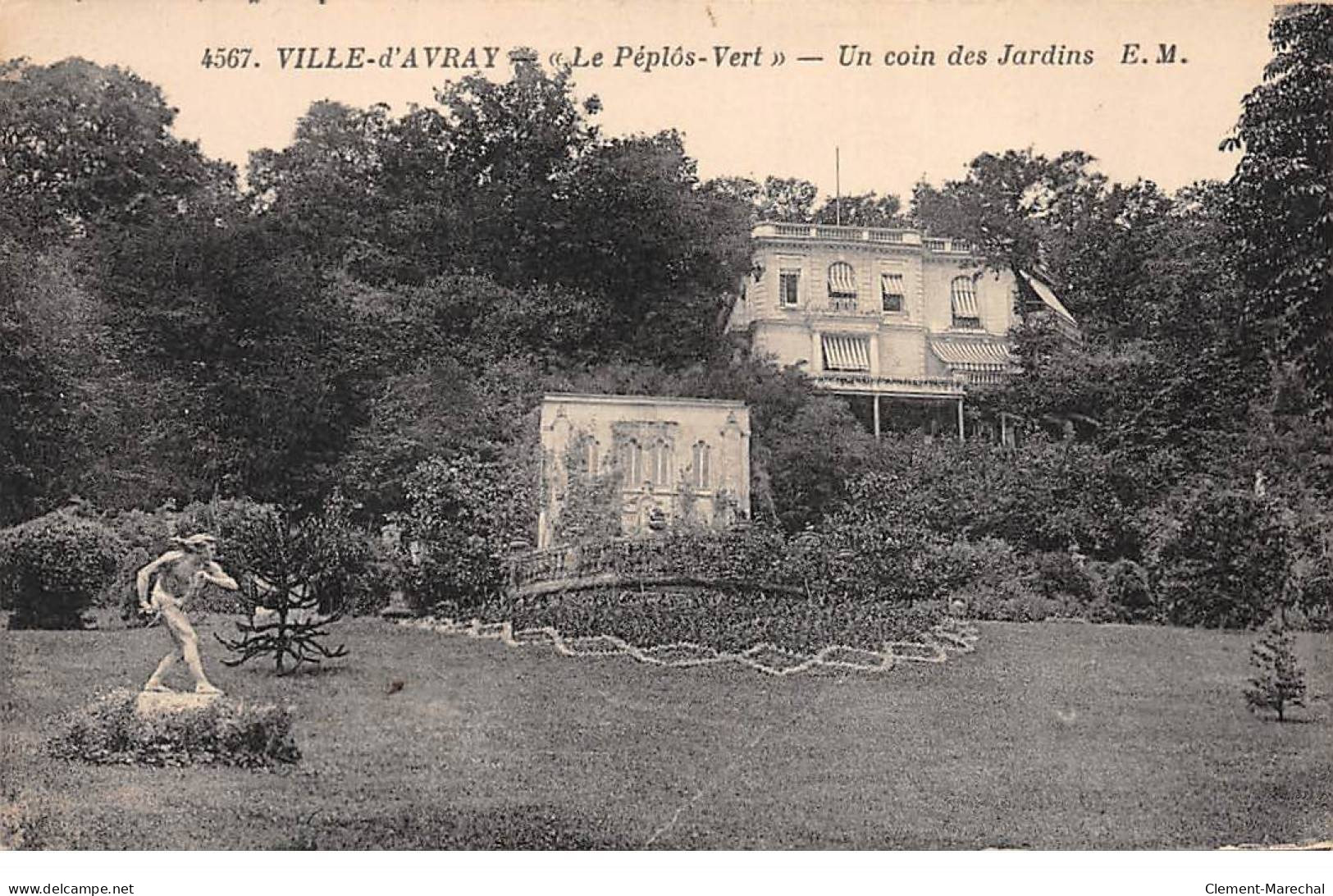 VILLE D'AVRAY - Le Péplôs Vert - Un Coin Des Jardins - Très Bon état - Ville D'Avray