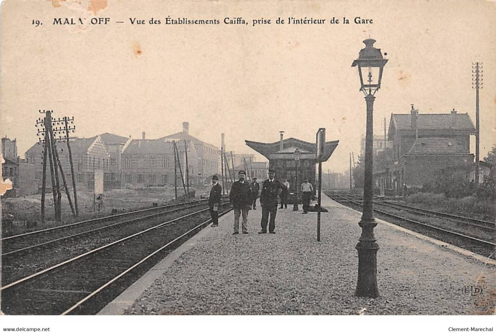 MALAKOFF - Vue Des Etablissements Caïffa Prise De L'intérieur De La Gare - état - Malakoff