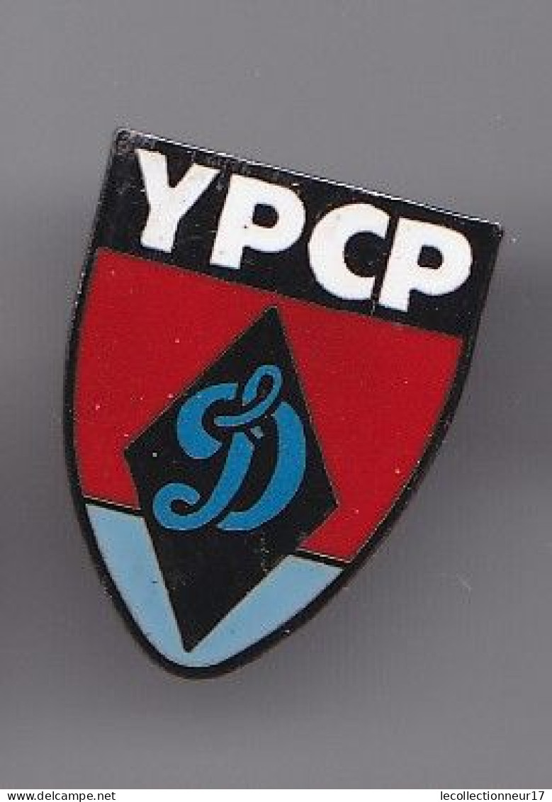 Pin's FOOTBALL DYNAMO KIJIV YPCP KIEV UKRAINE RUSSIE Réf 6170 - Fútbol