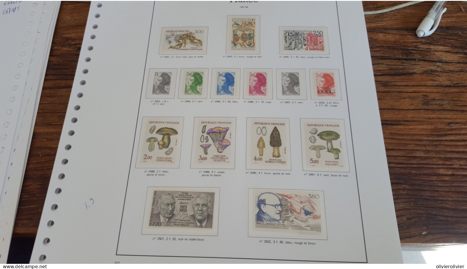REF A2407  FRANCE NEUF** BLOC - Unused Stamps