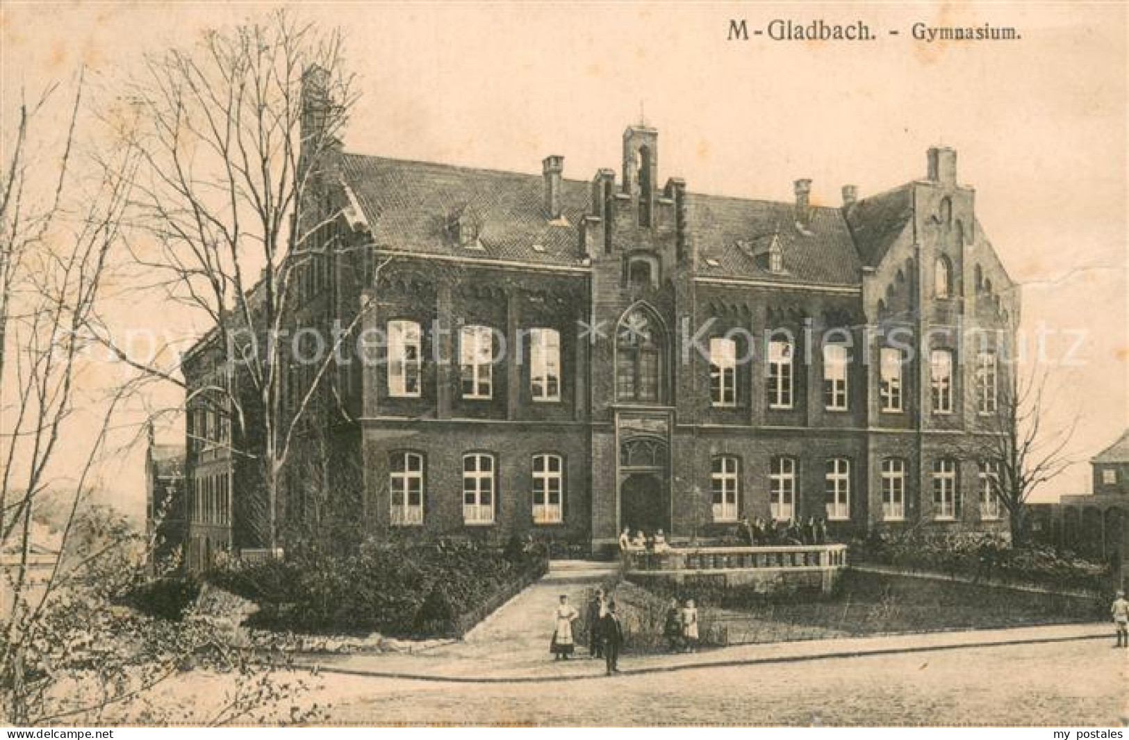 73707618 Moenchengladbach Gymnasium Aussenansicht Moenchengladbach - Moenchengladbach