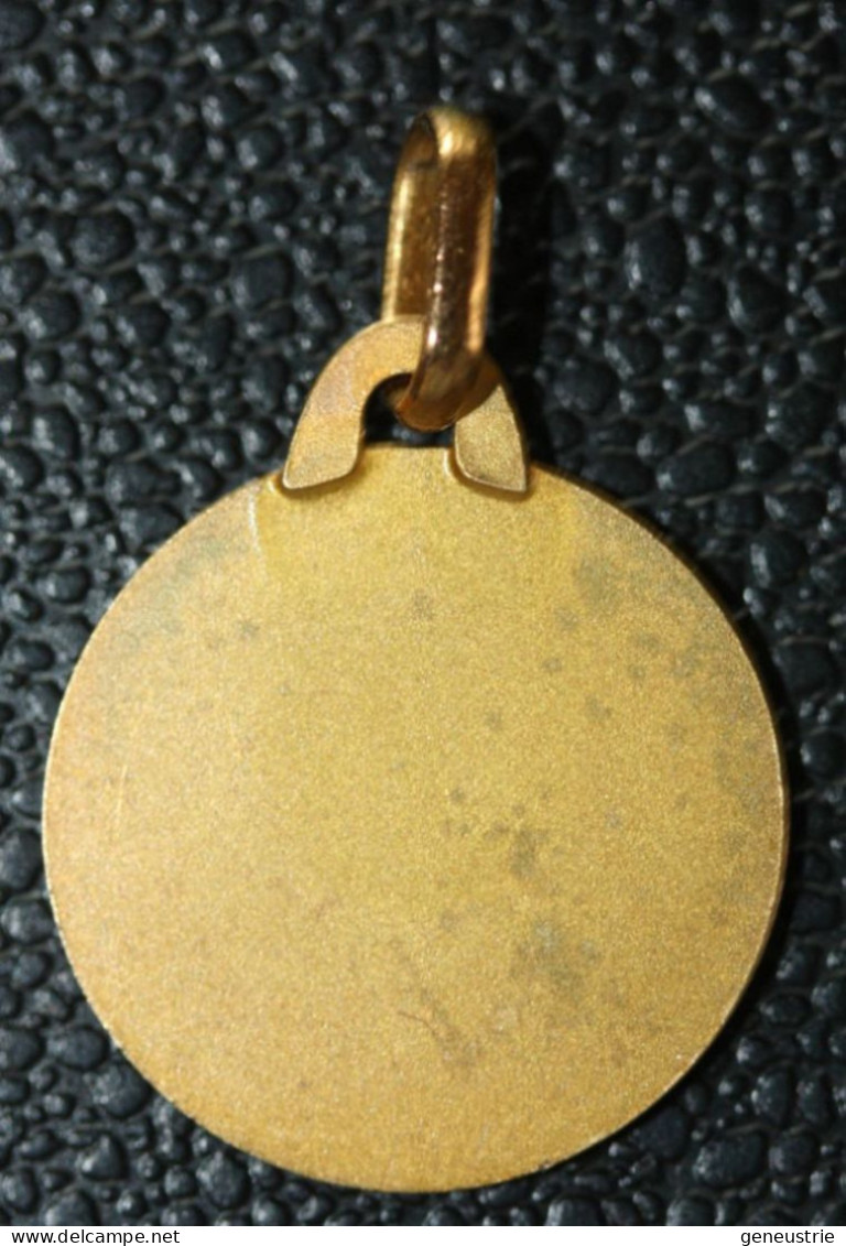 Beau Pendentif Médaille Religieuse Plaqué Or "Saint Christophe" Graveur : Mazzoni - Religión & Esoterismo