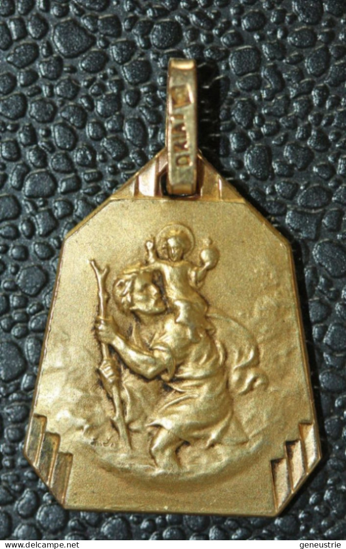 Beau Pendentif Médaille Religieuse Plaqué Or Années 30 (Art Déco) "Saint Christophe" - Religion &  Esoterik