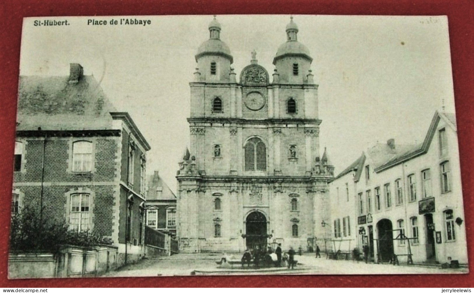 SAINT-HUBERT  -  Place De L'Abbaye     -   1908  - - Saint-Hubert