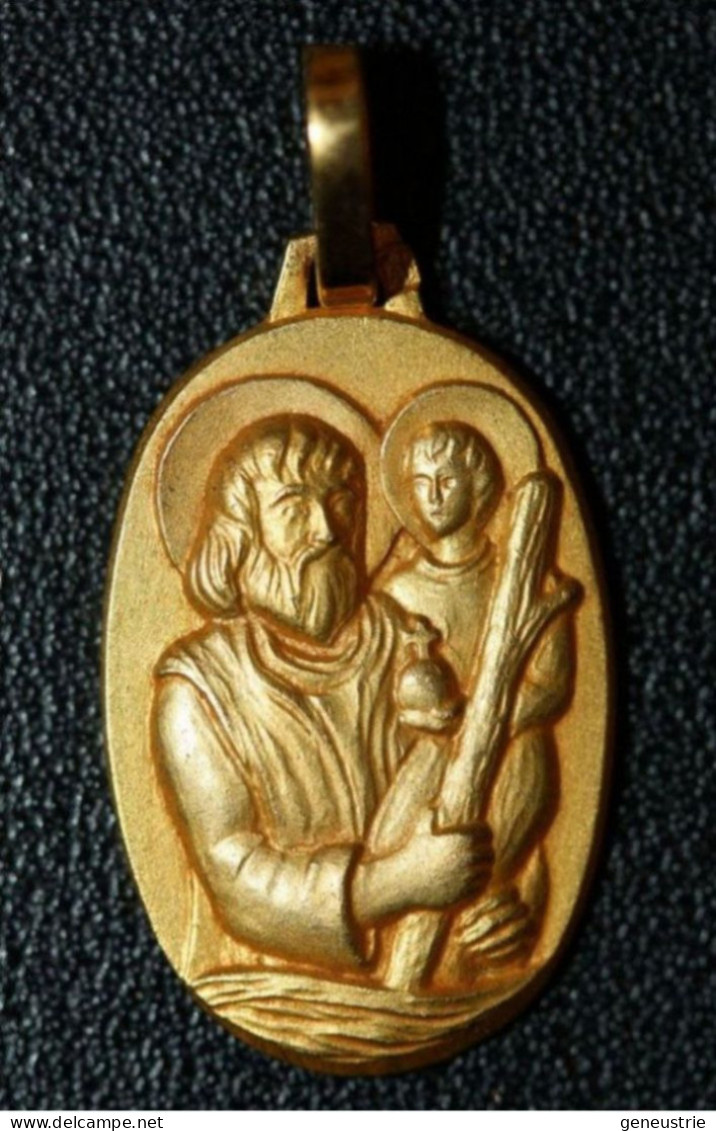 Beau Pendentif Médaille Religieuse Plaqué Or Années 50 "Saint Christophe" Religious Medal - Religión & Esoterismo