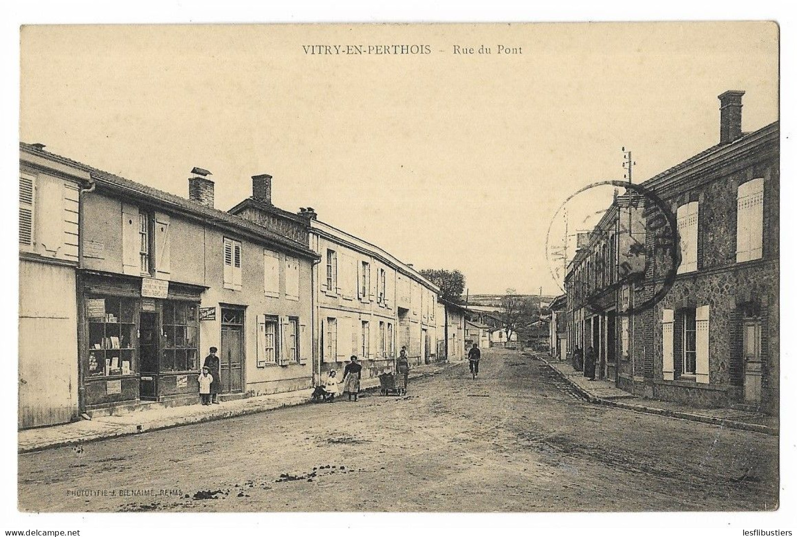 CPA 51 VITRY-EN-PERTHOIS Rue Du Pont - Sonstige & Ohne Zuordnung