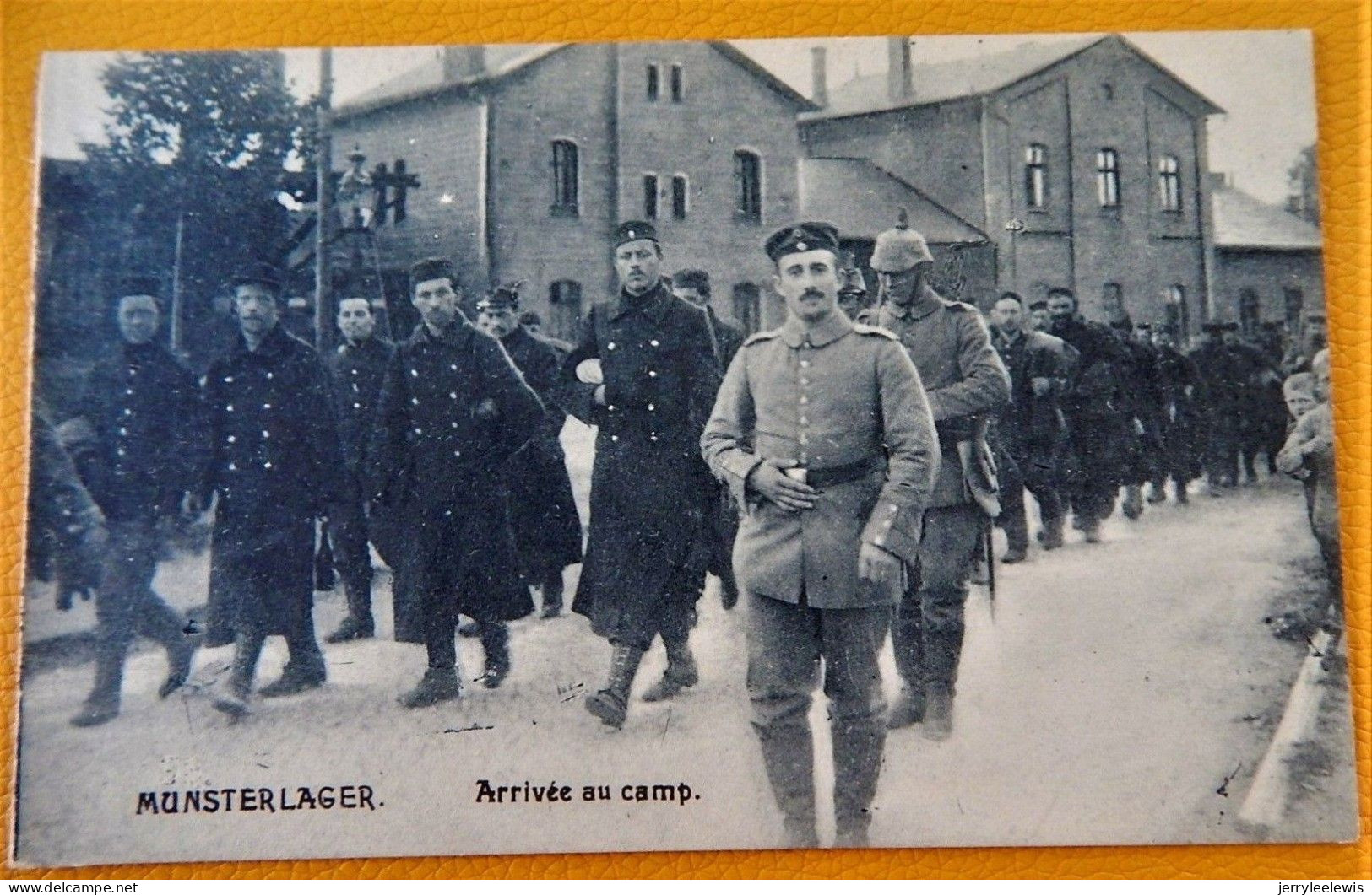 MILITARIA -  MUNSTERLAGER - Arrivée Au Camp Des Prisonniers - Manoeuvres