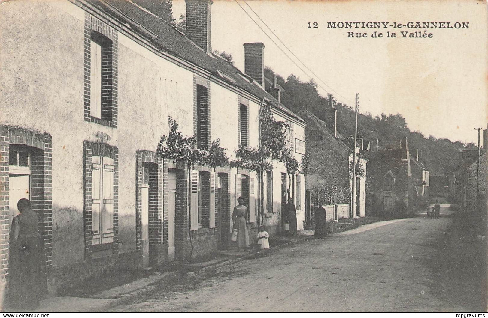 28 MONTIGNY-le-GANNELON - Rue De La Vallée - Montigny-le-Gannelon