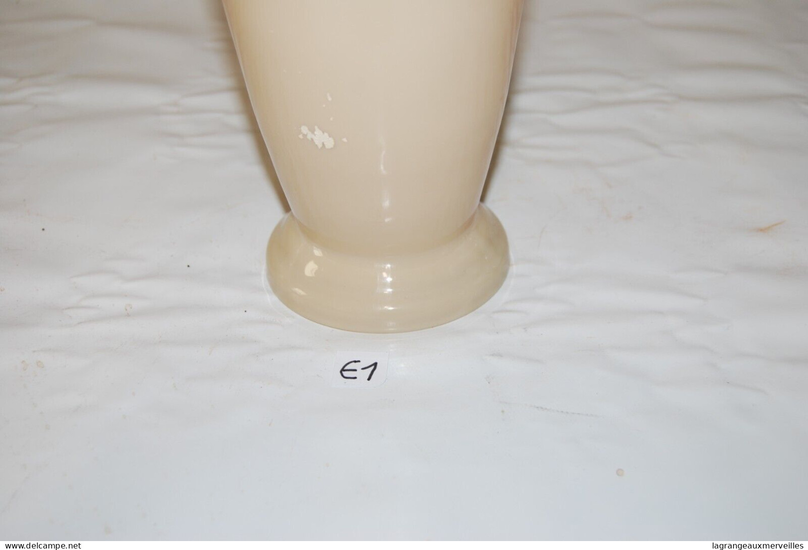 E1 Ancien vase - cruche - vase soliflore