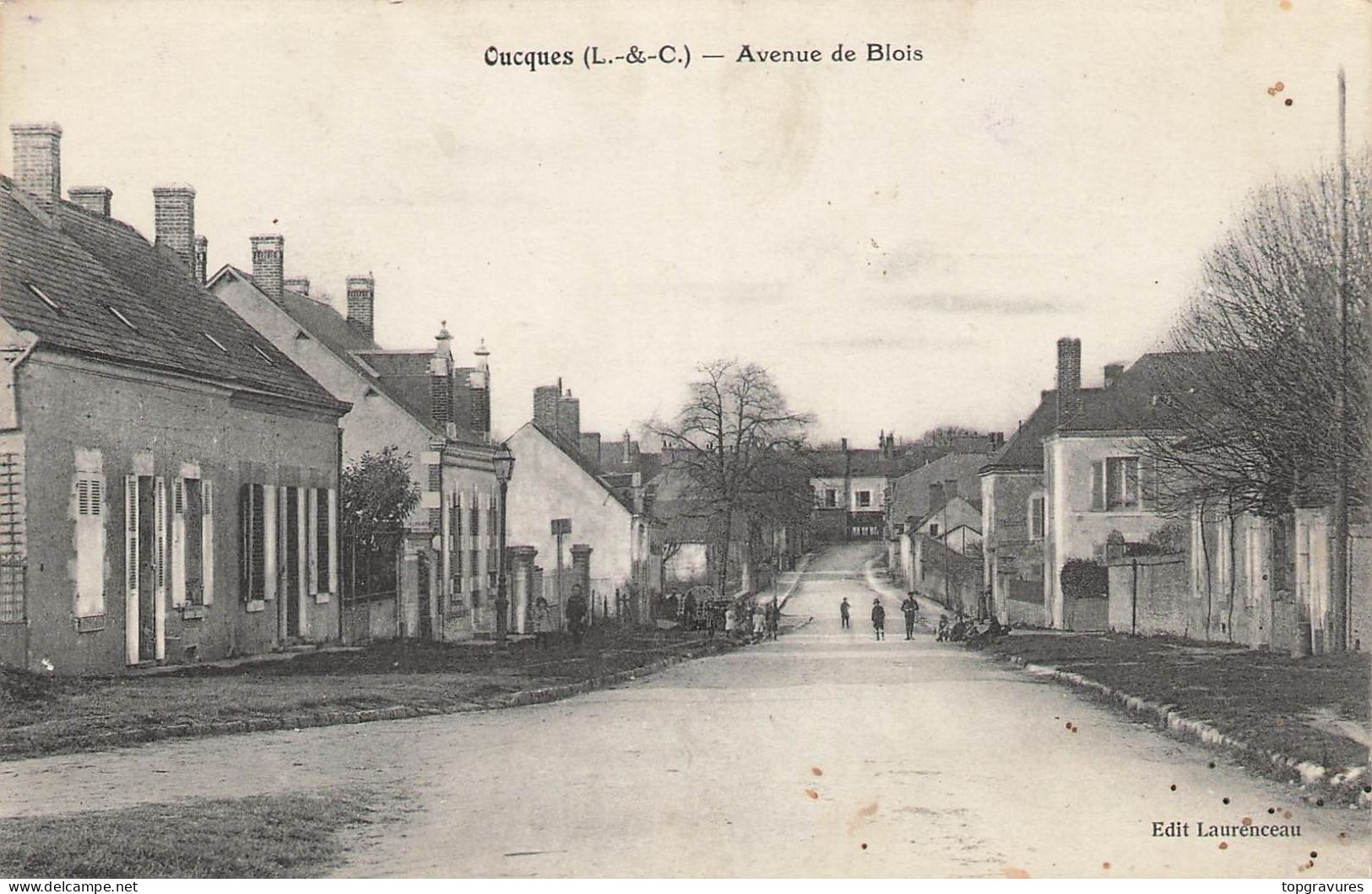 41 Oucques - Avenue De Blois - Autres & Non Classés