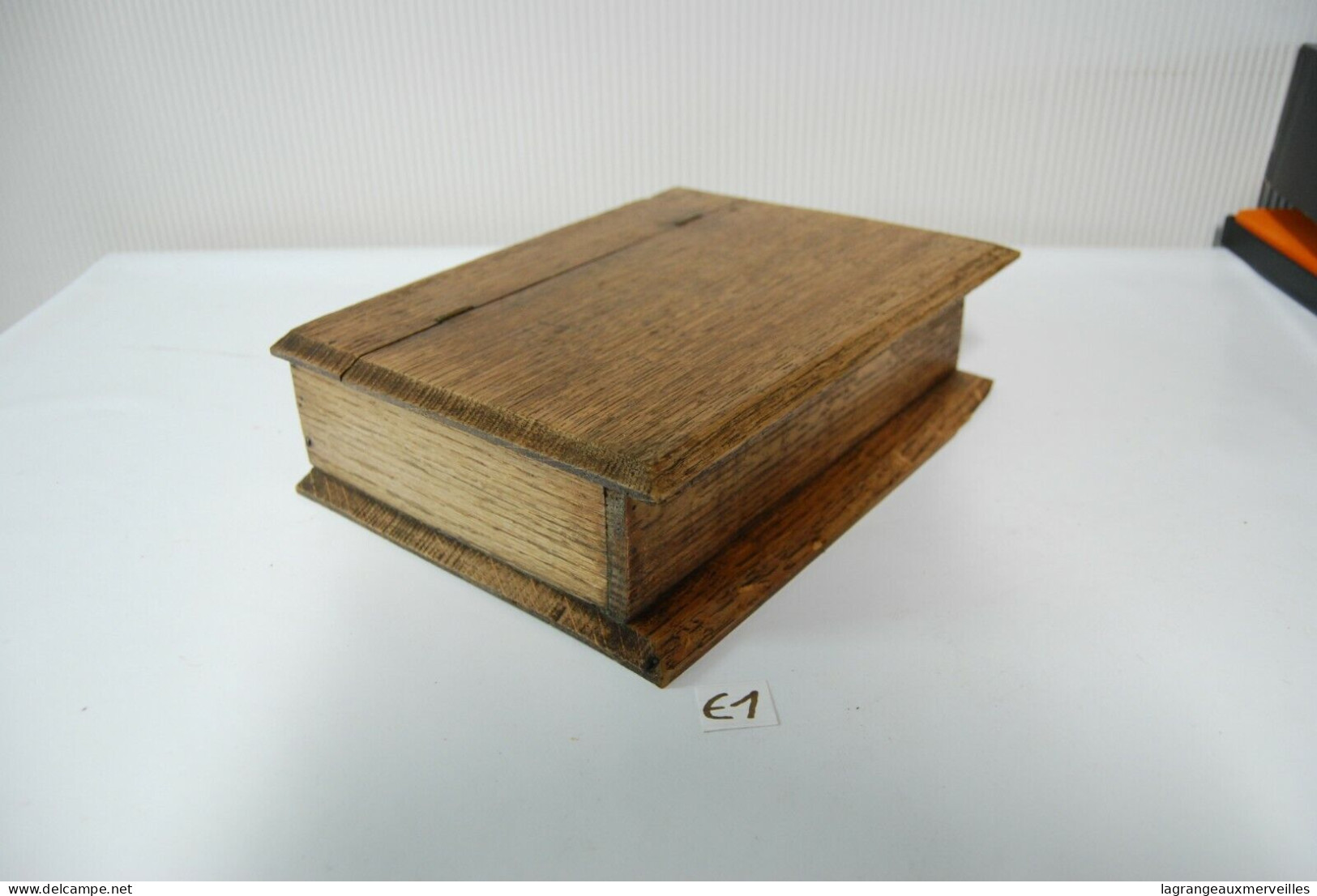 E1 Ancienne boite en bois - Administration France - Notaire