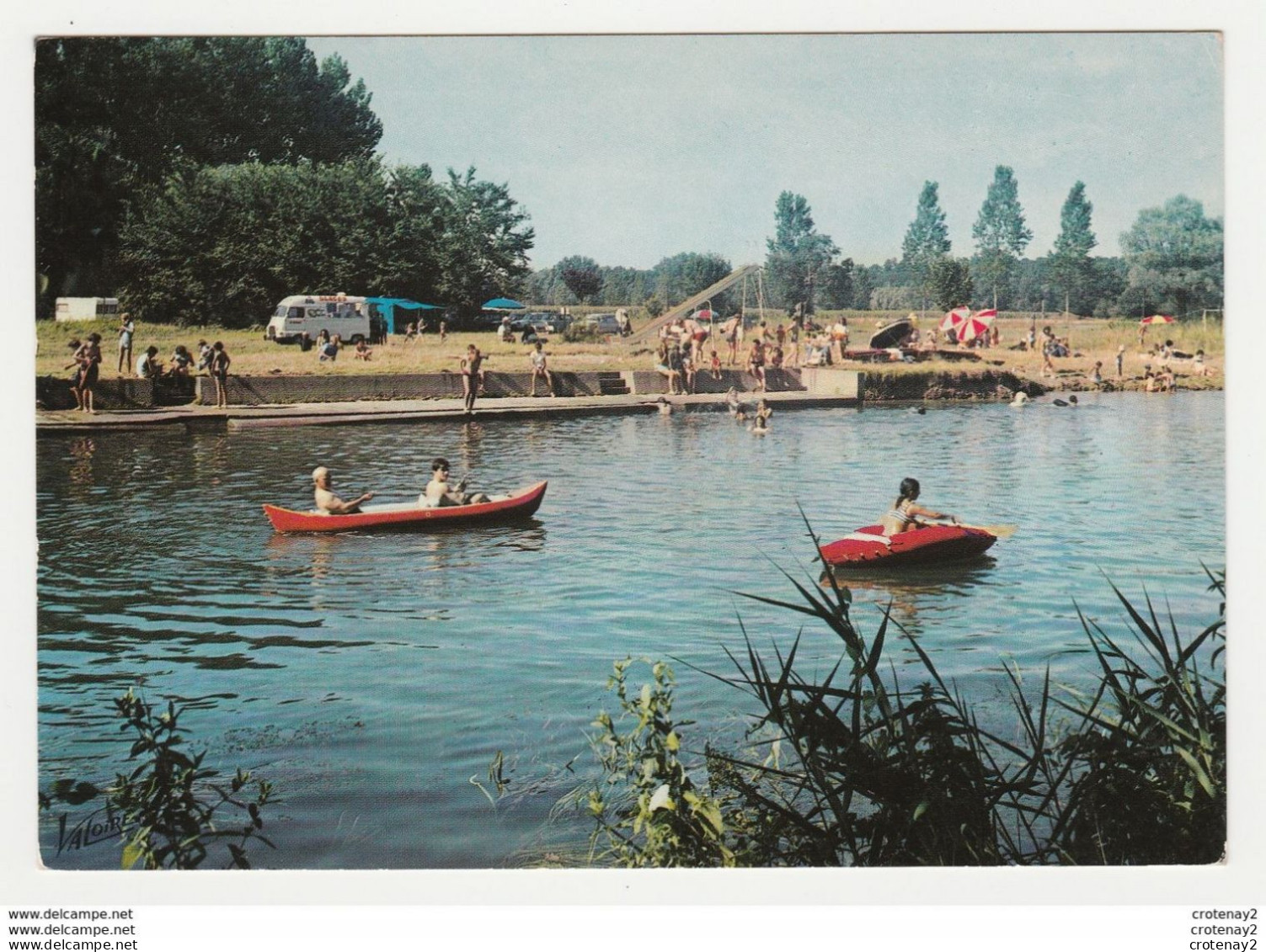 45 FERRIERES EN GÂTINAIS Vers Montargis N°35.102 Baignade De Fontenay Nargis En 1974 Canoé Toboggan Estafette Glaces - Montargis