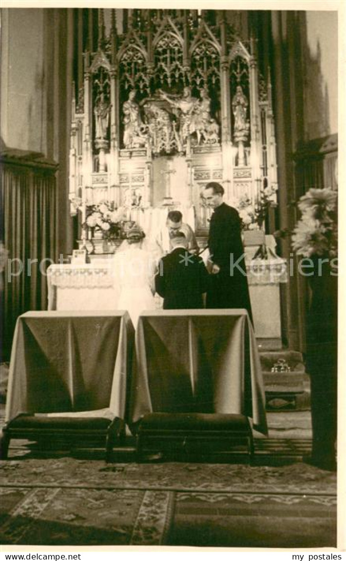 73706317 Bonn Rhein Hochzeit In Der Kirche Bonn Rhein - Bonn