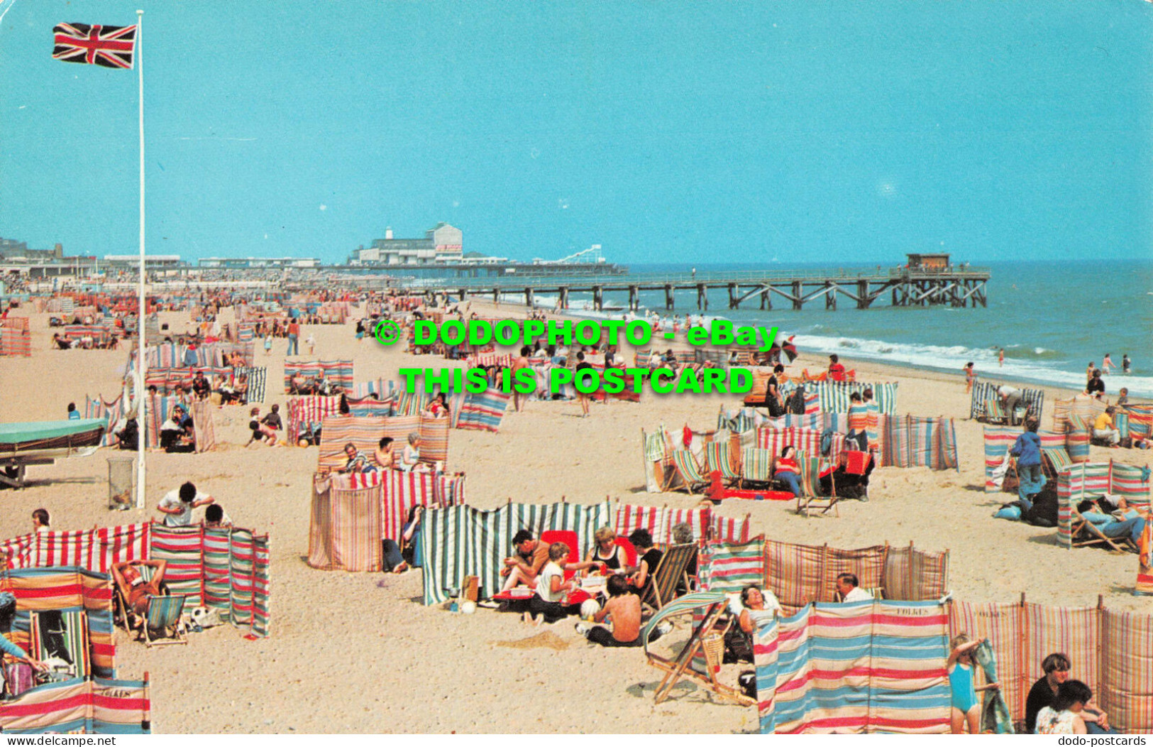 R551934 Beach. Great Yarmouth. Colourmaster International. Precision. PLX13709 - Welt