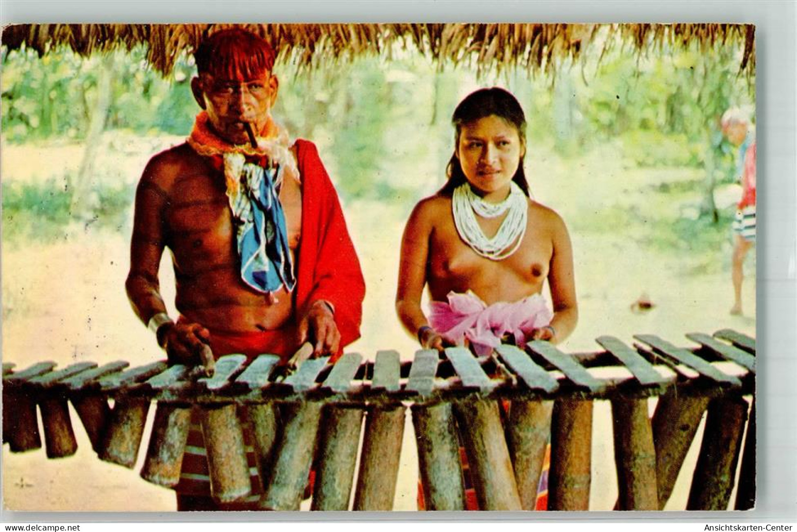 39826306 - Erotik Marimba Santo Domingo De Los Colorados - Native Americans