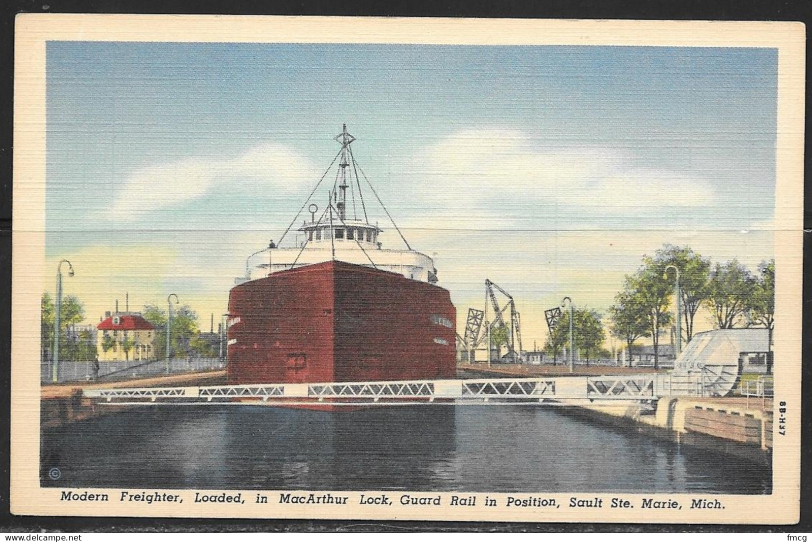 Michigan, Saulte Ste. Marie, MacArthur Locks, Freighter, Unused - Autres & Non Classés