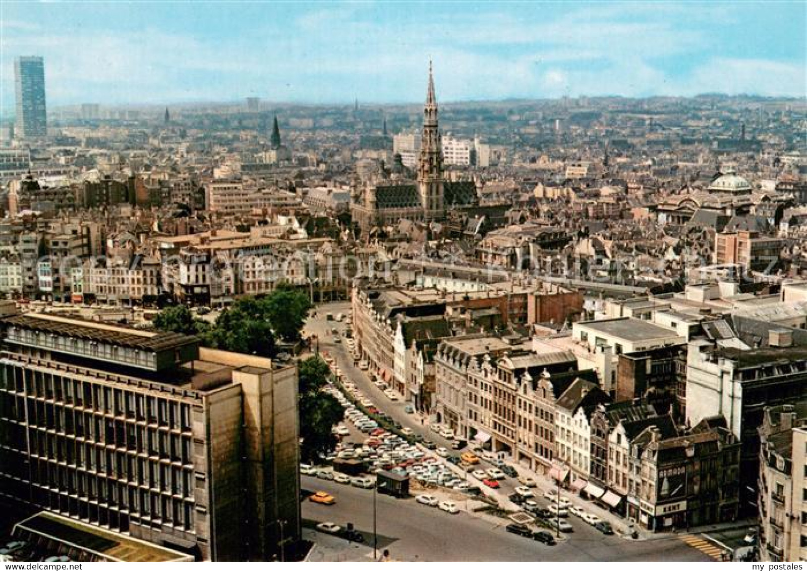 73704992 Bruxelles Bruessel Panorama Avec Hotel De Ville Bruxelles Bruessel - Autres & Non Classés