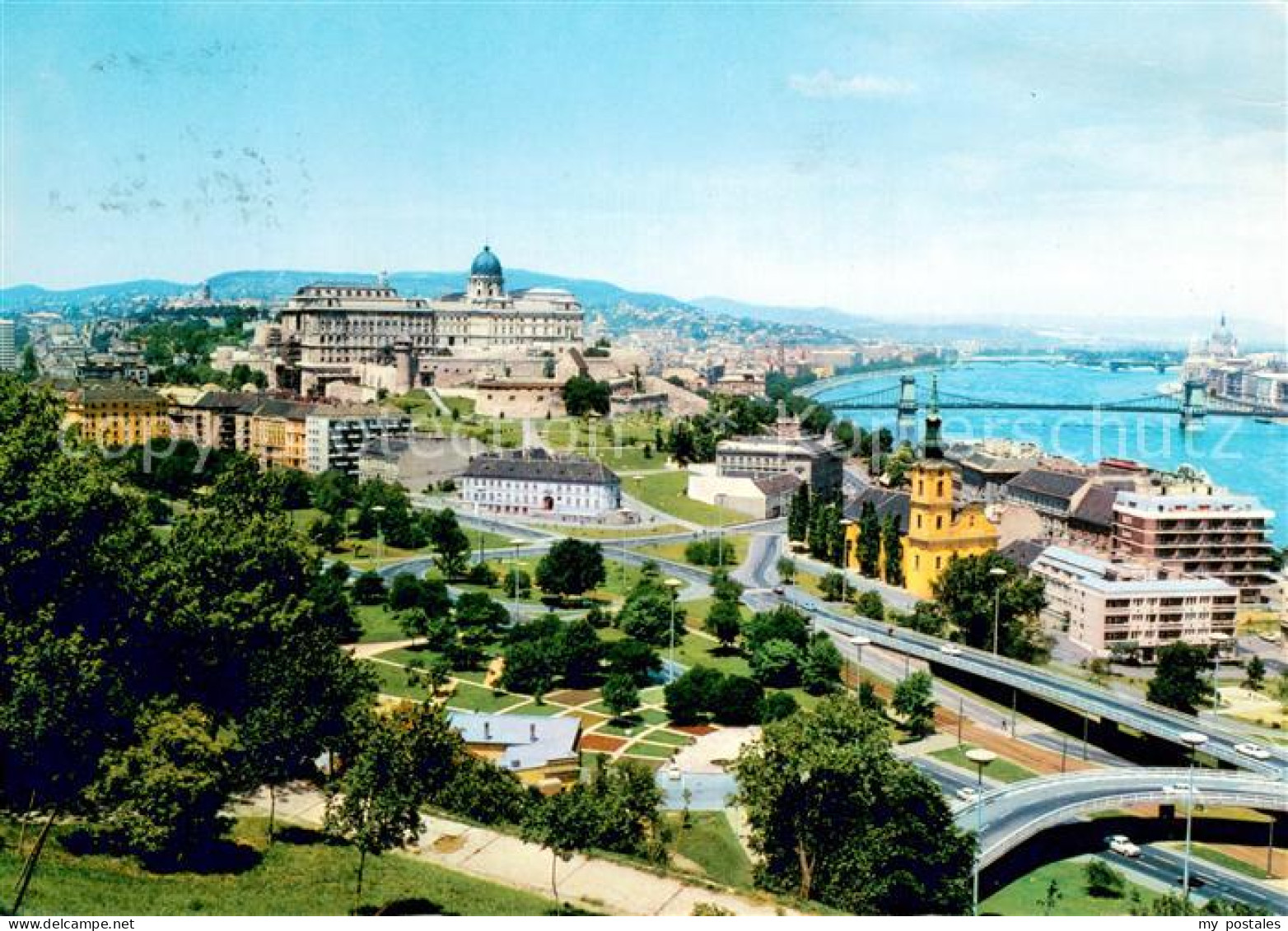 73704944 Budapest Panorama Budapest - Hungary