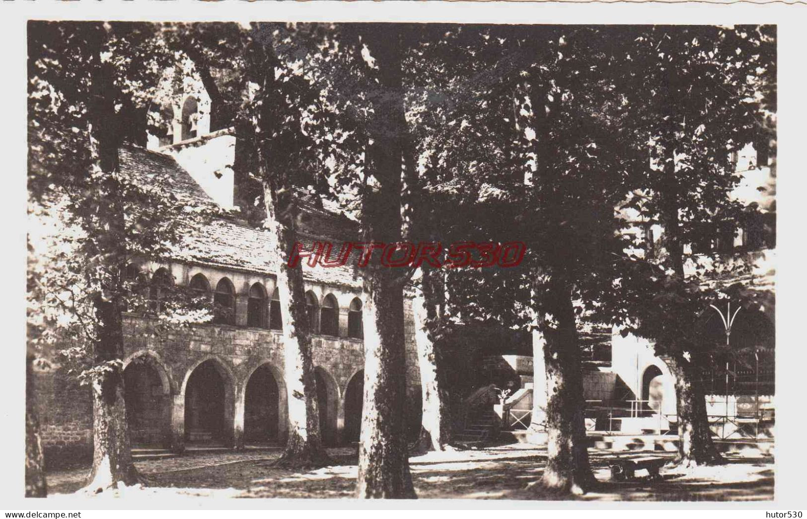 CPSM NOTRE DAME DE LIVRON - TARN ET GARONNE - L'ESPLANADE ET LE CLOITRE - Other & Unclassified