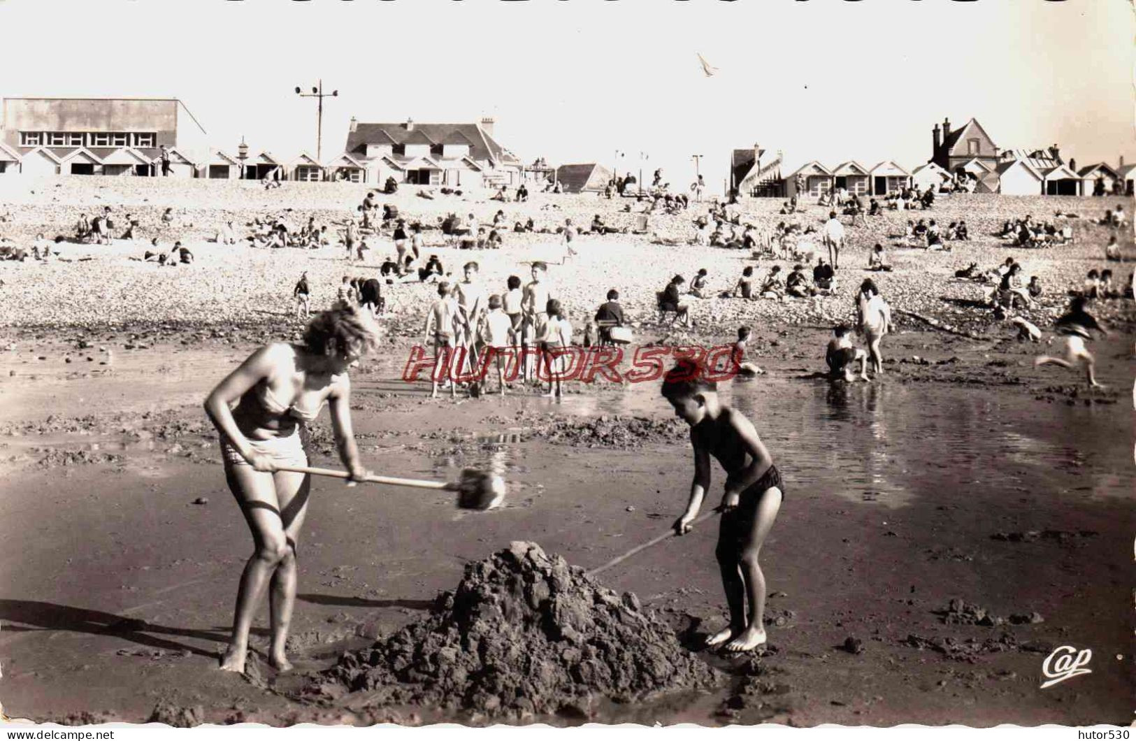 CPSM CAYEUX SUR MER - SOMME - LA PLAGE - Cayeux Sur Mer