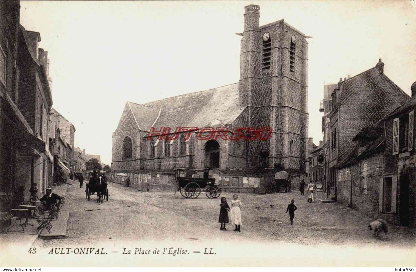 CPA AULT ONIVAL - SOMME - LA PLACE DE L'EGLISE - Ault