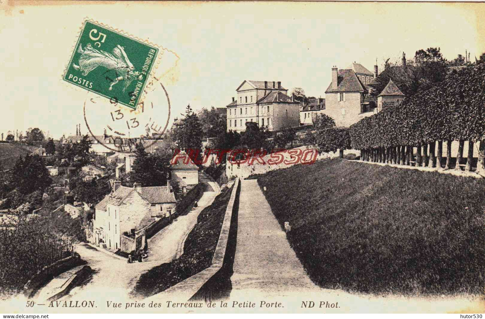 CPA AVALLON - YONNE - VUE PRISE DES TERREAUX DE LA PETITE PORTE - Avallon