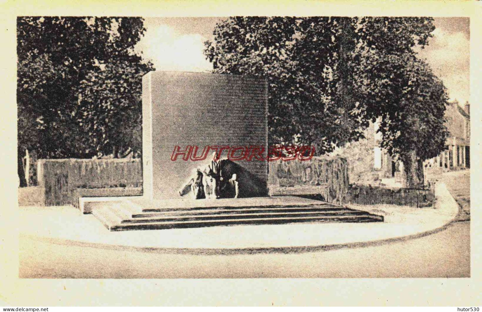 CPA AUXERRE - YONNE - MONUMENT DES DEPORTES - Auxerre