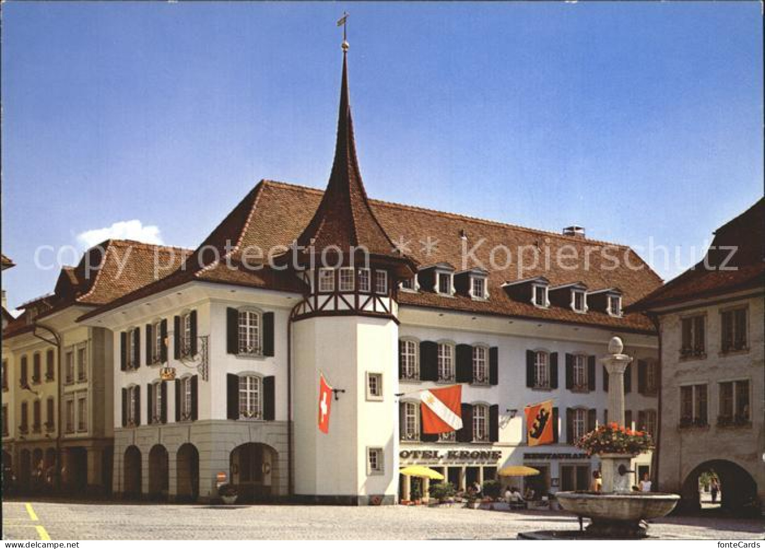 12278861 Thun BE Hotel Restaurant Krone Rathausplatz Brunnen Flaggen Thun - Other & Unclassified