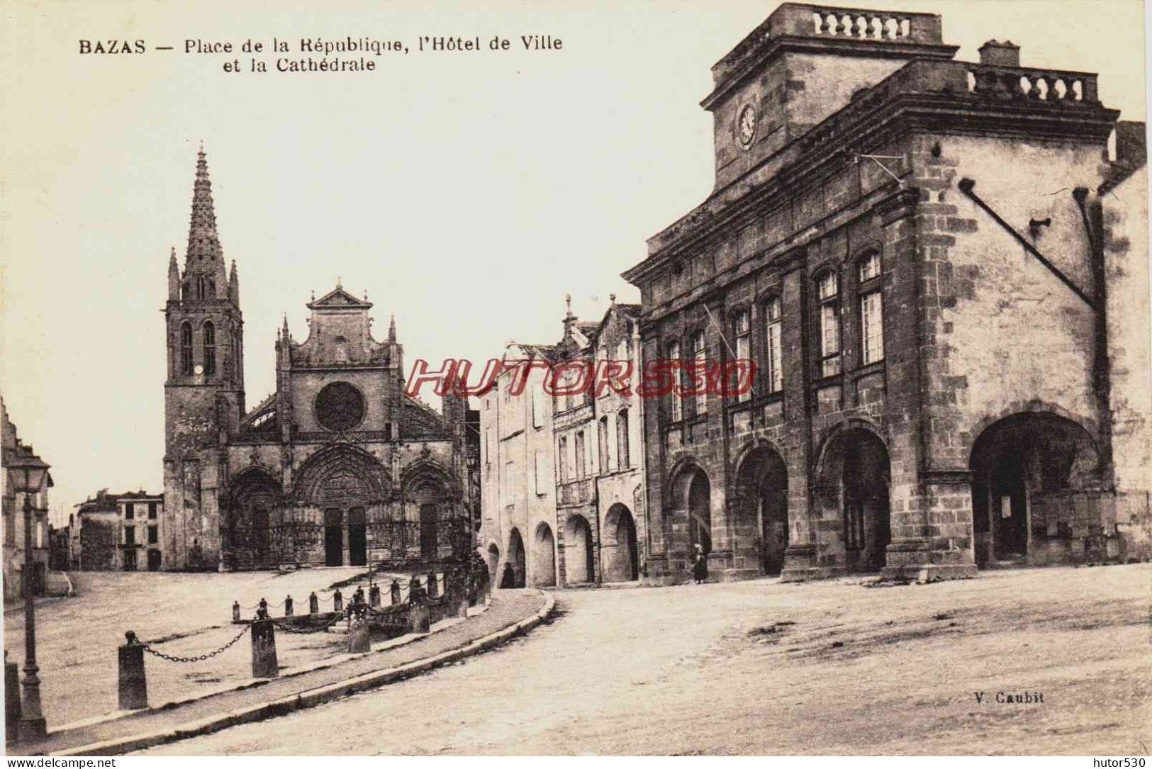 CPA BAZAS - GIRONDE - PLACE DE LA REPUBLIQUE - Bazas