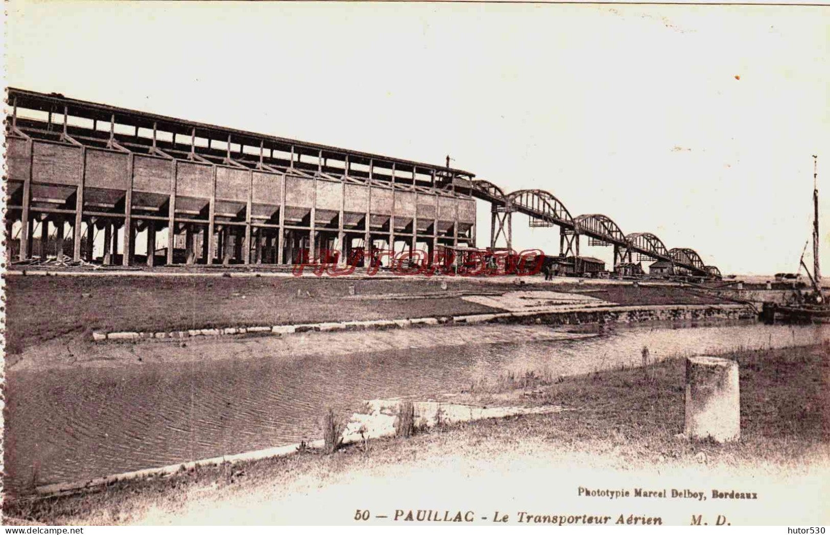 CPA PAUILLAC - GIRONDE - LE TRANSPORTEUR AERIEN - Pauillac