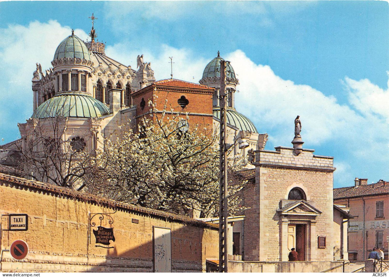 ARS L Ancienne Eglise  Paroissiale Et La Basilique 22(scan Recto-verso) MA2205 - Ars-sur-Formans